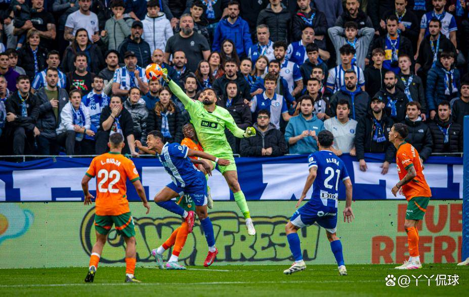 包含今晚瓦伦西亚造点机会——欧超杯节点到来，态度坚定，赛季目标并未改变的词条