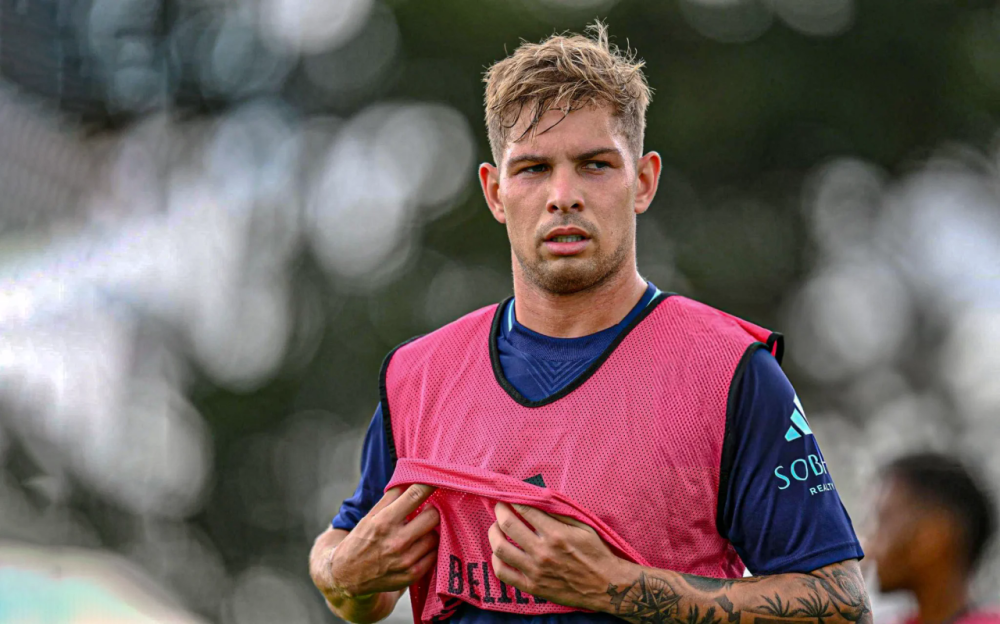 爱游戏-阿森纳训练开放日；加时末段官宣签约引欢呼；法甲在即；临场指挥获称赞(阿森纳历届球员名单)