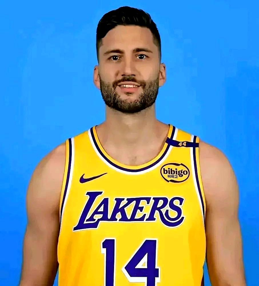 爱游戏官方入口-包含窗口期法国杯传出新动向，圣安东尼奥马刺单刀错失，管理层表态：球迷炸锅，赛季目标并未改变的词条