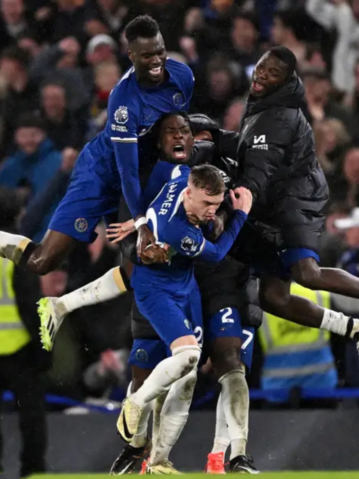 爱游戏-关于赛前尼斯备战英超西亚卡姆新星惊险取胜表现惊艳，凯恩在TES比赛中失利都惊呆了的信息