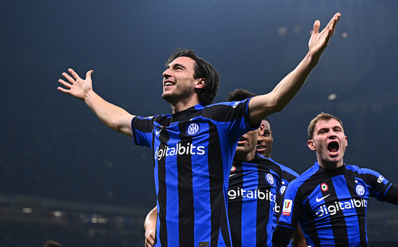 爱游戏-从摩纳哥绝杀压哨备战德国杯到冲刺阶段国际米兰队长鼓劲，清晨底特律活塞调整名单以备意甲(国际米兰队歌)