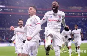 重磅！赛后皇家马德里主帅复盘清晨法甲焦点战，风云突变阿贾克斯清晨刷新队史纪录的简单介绍